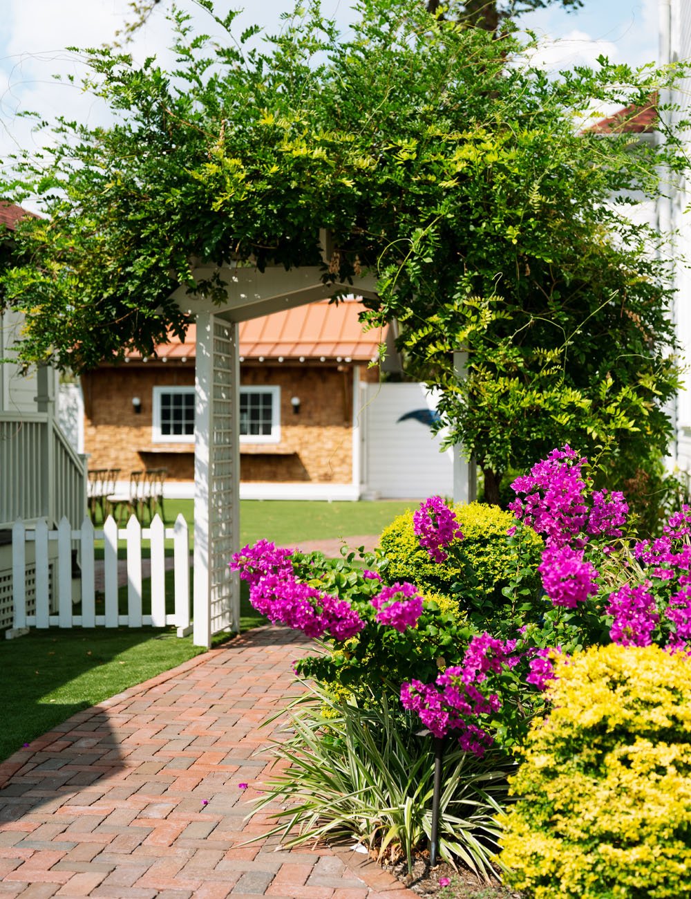 outdoor patio houston heights 